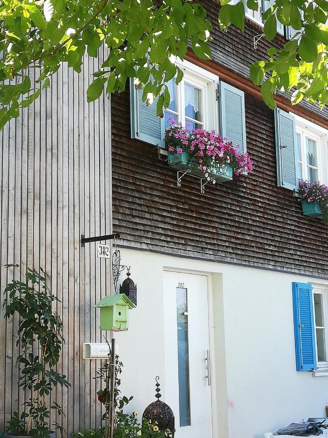 Gemuetliche Wohnung In Einfamilienhaus Албершвенде Екстериор снимка